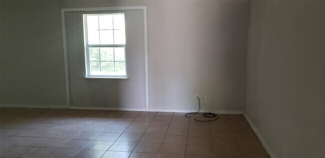 Building Photo - 4346 Dalmatian Dr