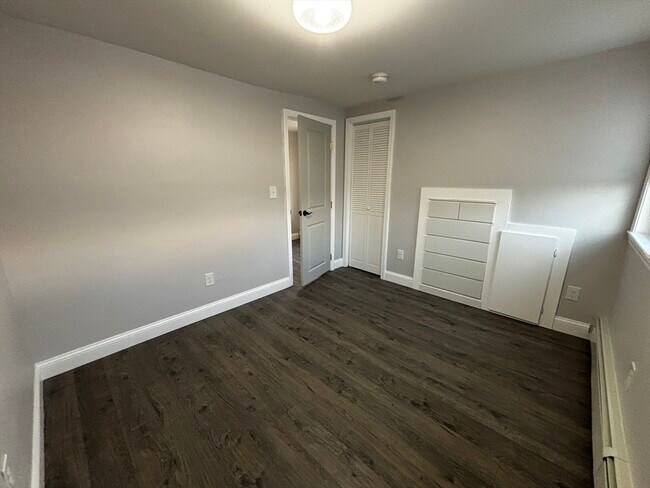 Building Photo - 546 Nantasket Ave