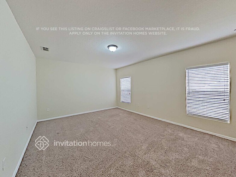 Building Photo - 4531 MacKenzie Way