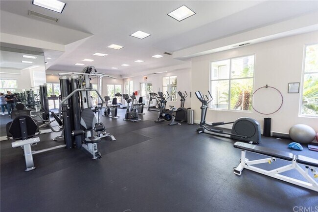Building Photo - Penthouse Condominium in a Prime Irvine Lo...