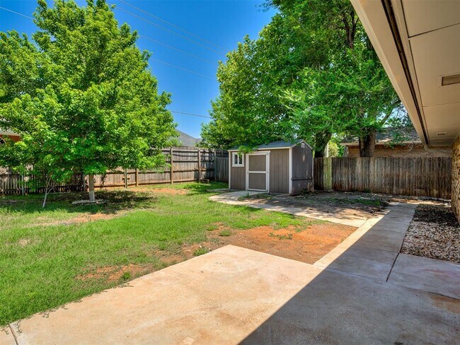 Building Photo - 1305 Apollo Rd