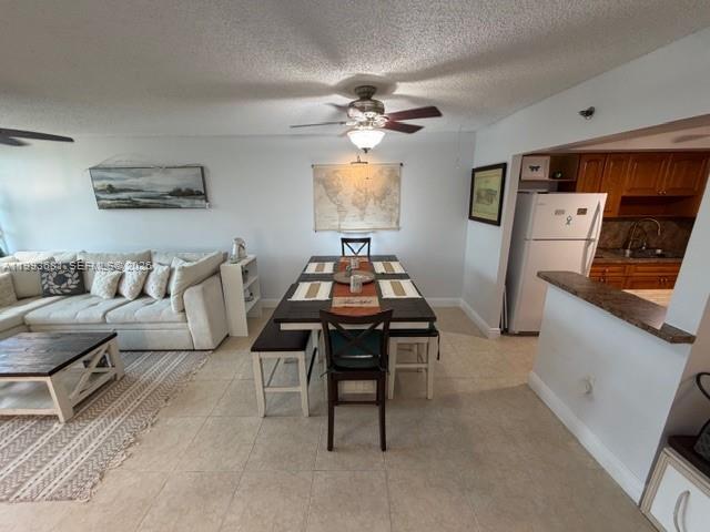 Building Photo - 1100 St Charles Pl