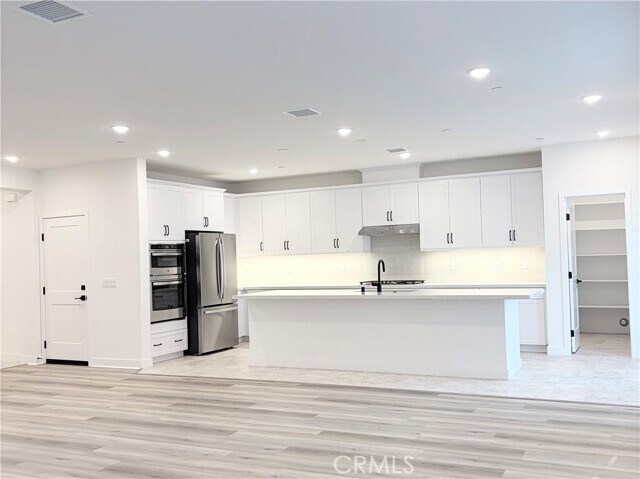 Building Photo - 26788 Bermudez St