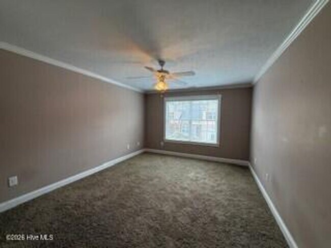 Building Photo - 817 Mayo Ln