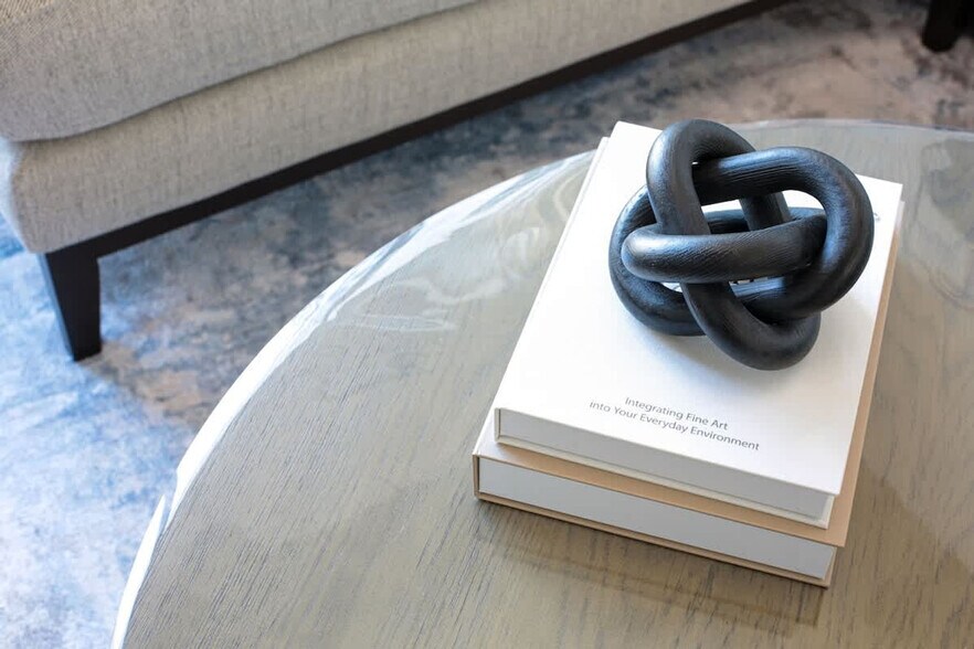 Building Photo - 137 NE 2nd Ave