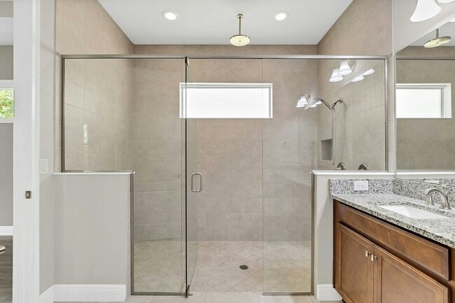 Building Photo - 10227 Henbury St