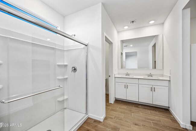 Building Photo - 2436 Fortana Dr