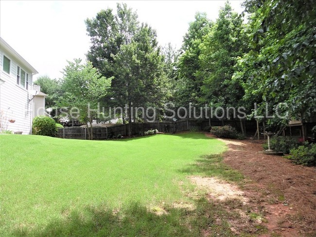 Building Photo - Beautiful Home in Roswell