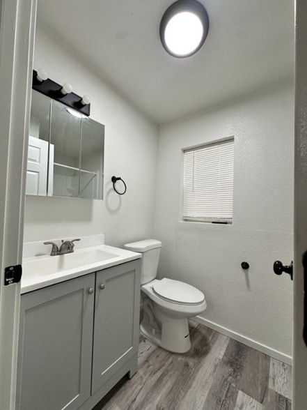 Building Photo - 614 E 600 S