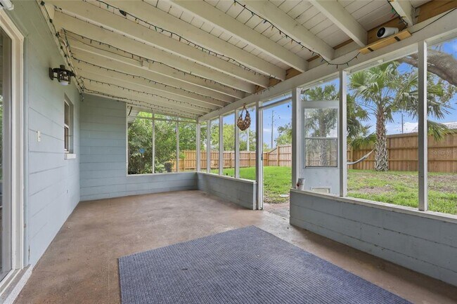 Building Photo - 712 Malone Dr