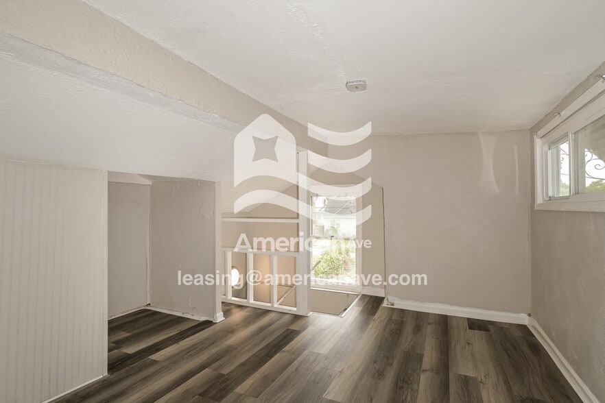 Building Photo - 6532 Corbitt Ave