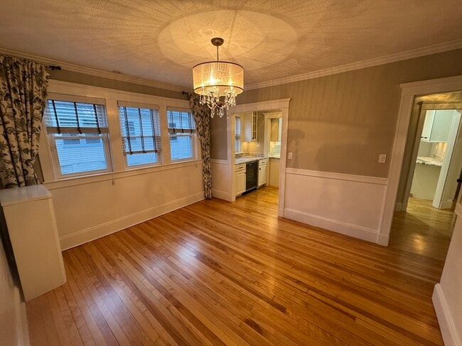 Building Photo - 39 Chester Rd