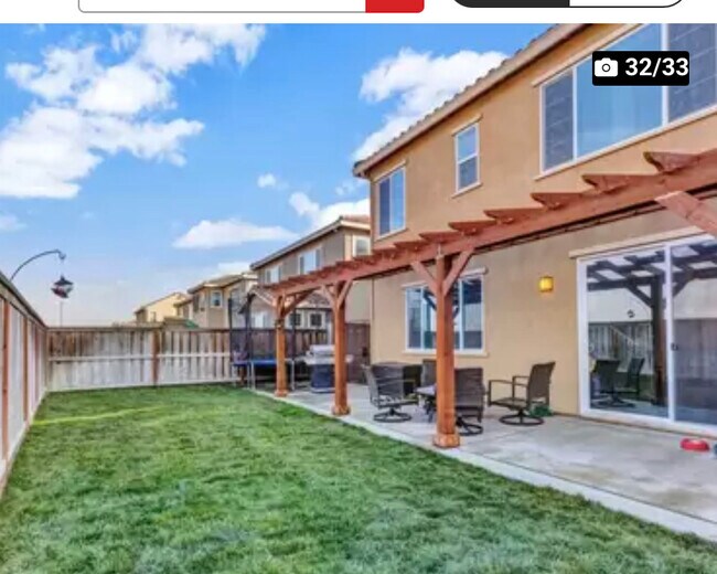 Building Photo - 112 Kodiak Dr