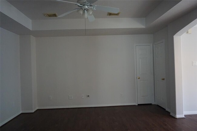Building Photo - 17238 Laguna Trail Dr