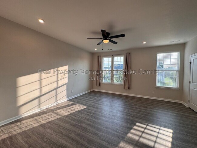 Building Photo - 8604 Red Canyon Way