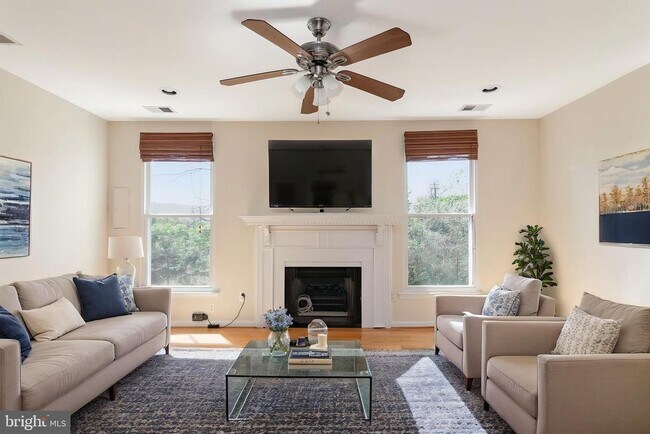 Building Photo - 7886 Brighton Way