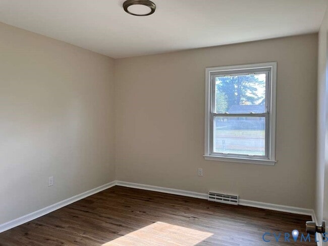 Building Photo - 1557 Boisseau Dr