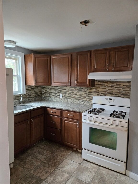 Building Photo - 114 Faraday St