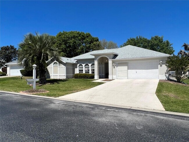 Building Photo - 5333 NW 25th Loop