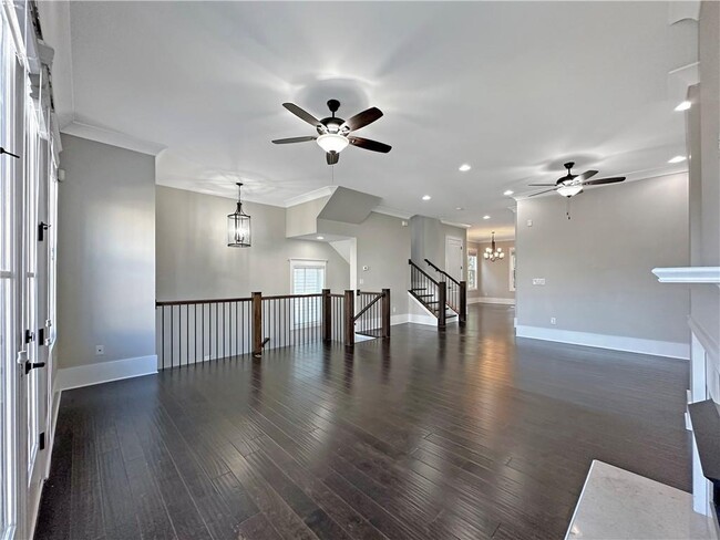 Building Photo - 4154 Wisconsin Dr