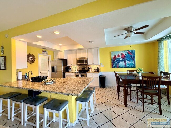 Building Photo - 17 Harbor Point