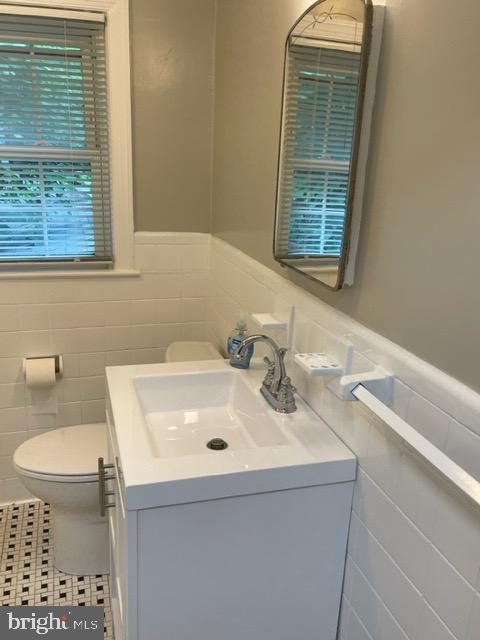 Building Photo - 303 Granville Dr