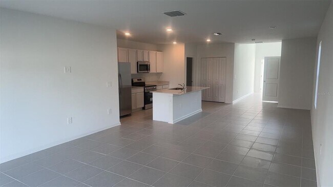 Building Photo - 1519 Jessica Blvd