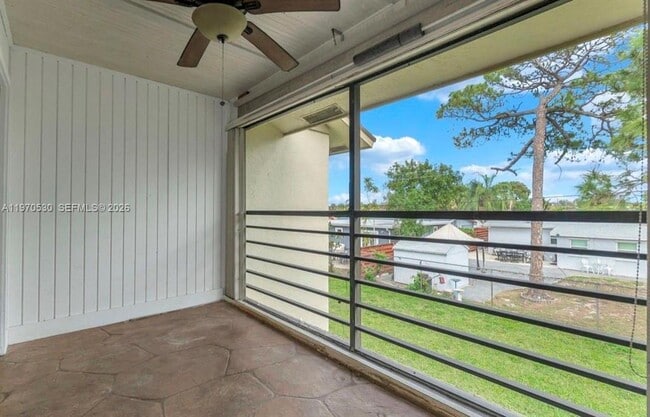 Building Photo - 5894 Longbow Ln