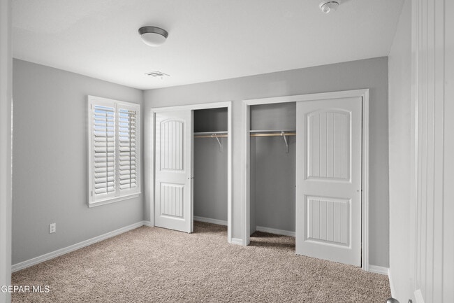 Building Photo - 13636 Glen Vista Ln