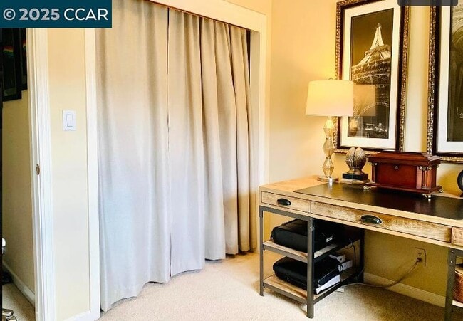 Building Photo - 1576 Silverwood Ct