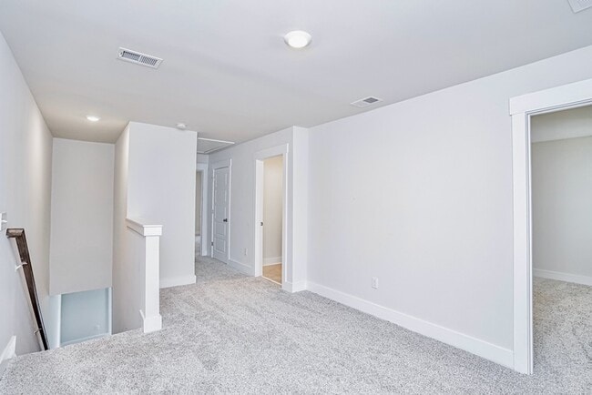 Building Photo - 138 Bromes Way