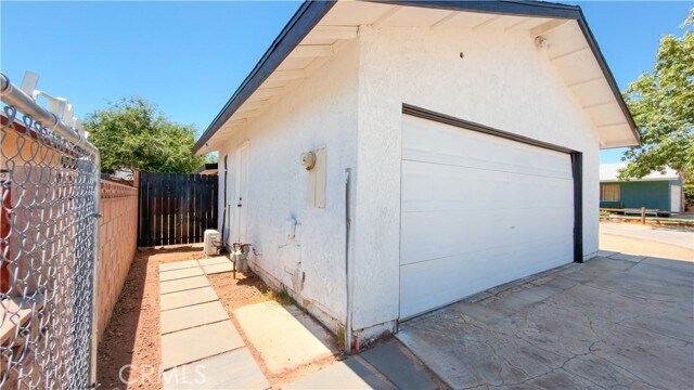Building Photo - 45007 Logue Ct