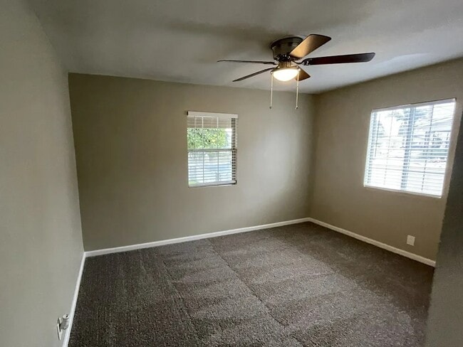 Building Photo - 15716 Stevens Ave