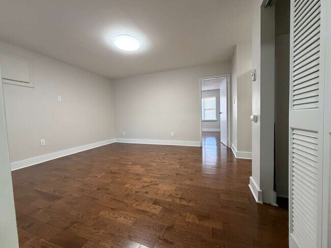 2680 JFK Blvd 24 - 2690 John F Kennedy Blvd