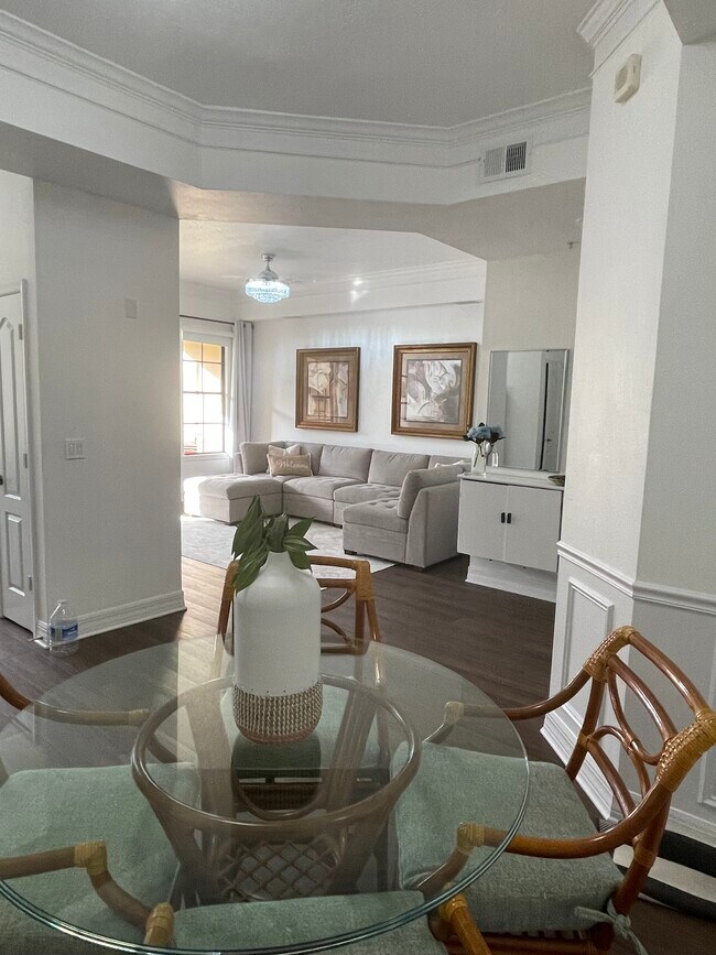 Building Photo - 500 Mirasol Cir