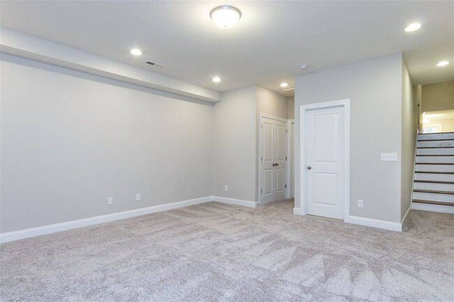 Building Photo - 831 Bankston Wds Wy