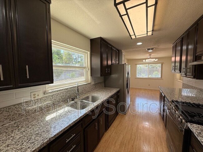 Building Photo - 1444 Snead Ct