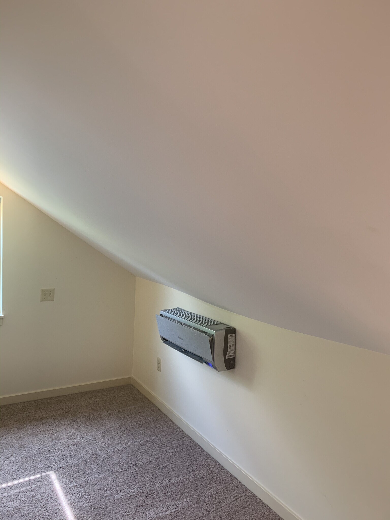 Right side of the loft with cooling unit - 7098 FERRY Rd