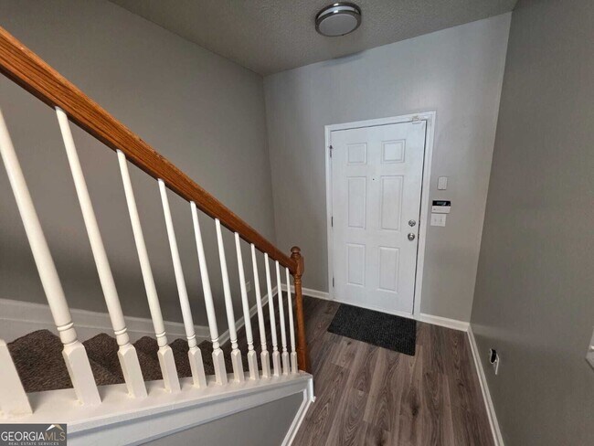 Building Photo - 1722 Bayrose Cir