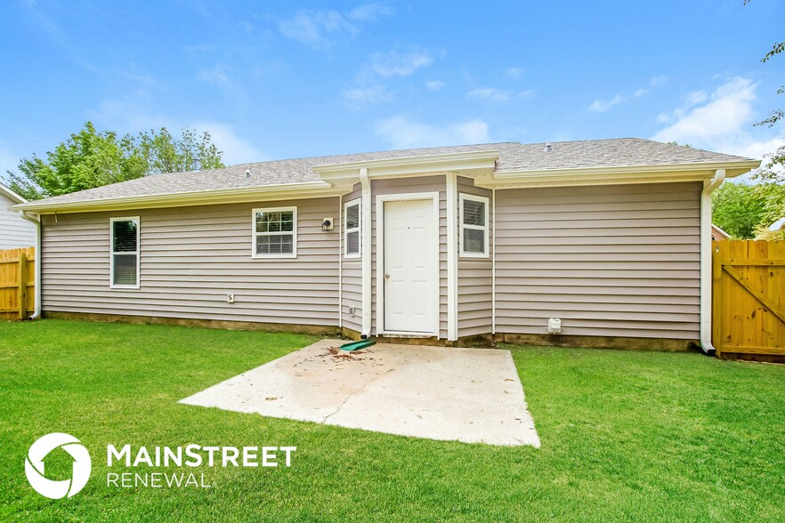 Building Photo - 4802 Farmview Dr