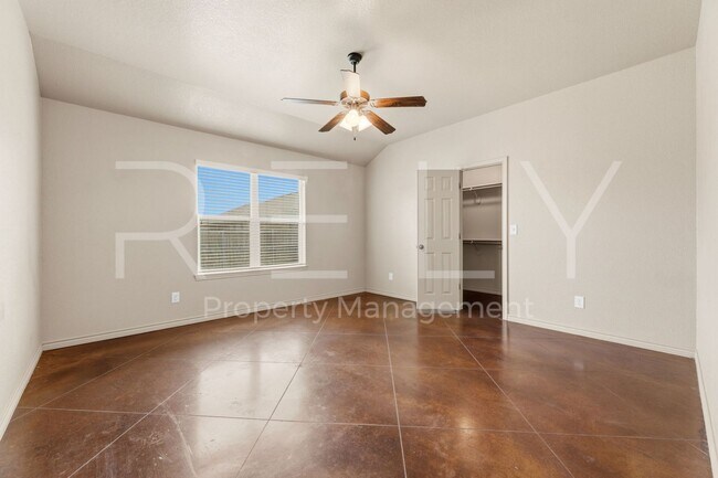 Building Photo - PM1-TEMP603 W Karey Dr