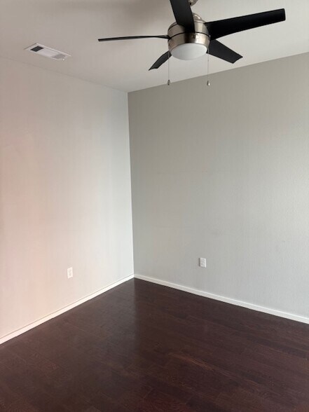 Building Photo - 1600 Barton Springs Rd