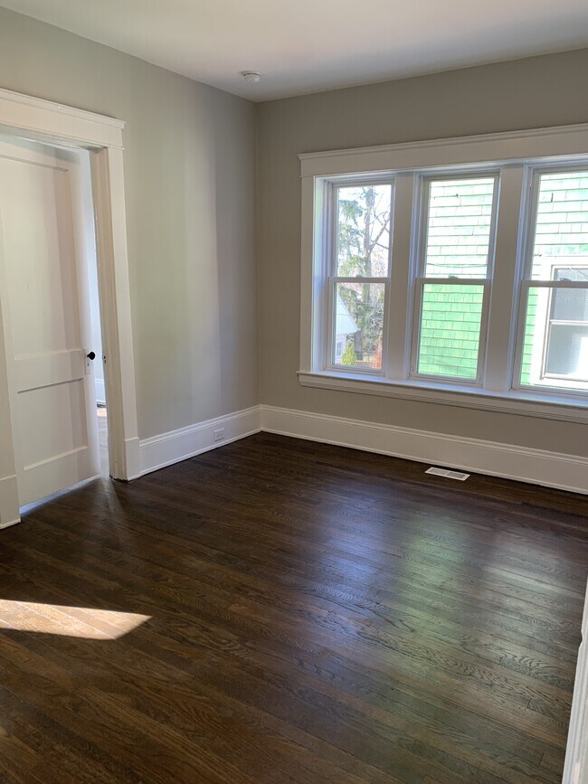 Building Photo - 2280 Bellfield