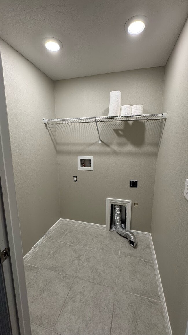 Building Photo - 7209 Sweet Alyssum Ct