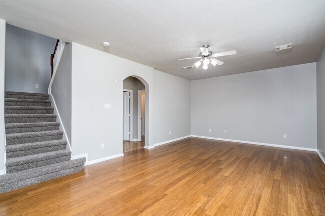 Building Photo - 12947 Millstream Bend Ln