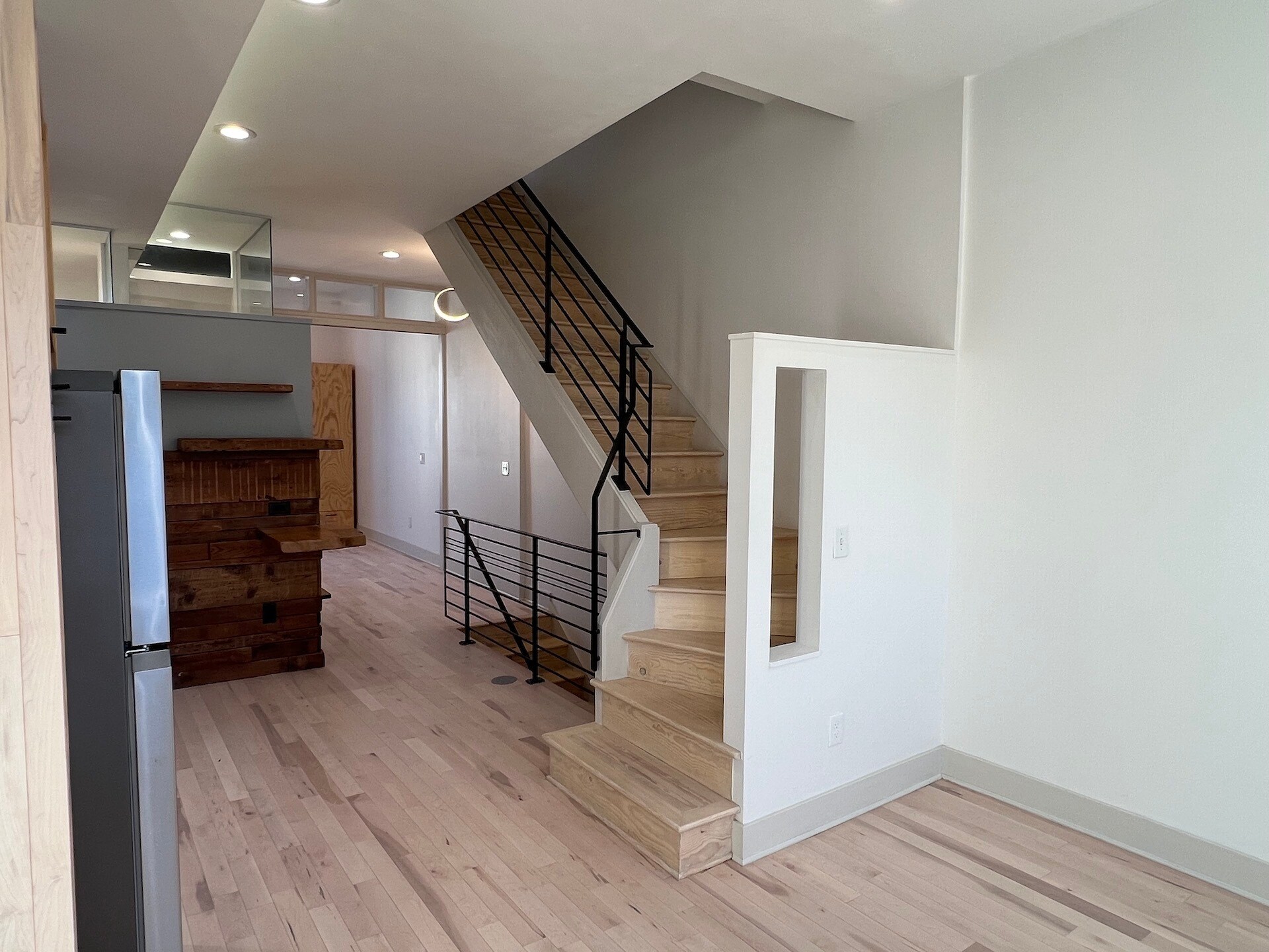 Building Photo - 2019 S Beechwood St