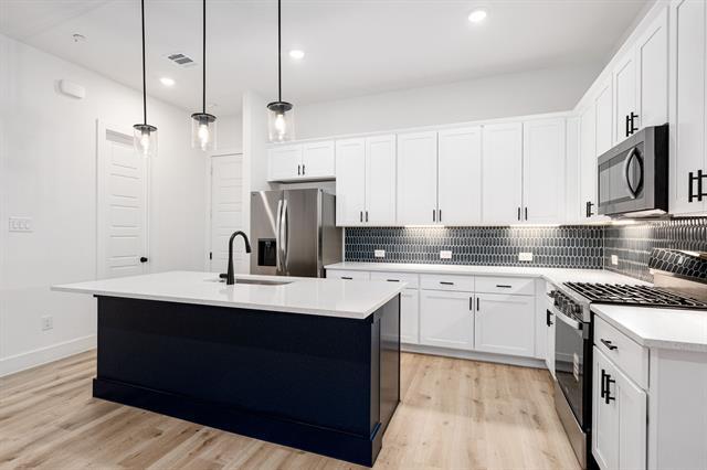 Building Photo - 1232 Arkansas Spgs St