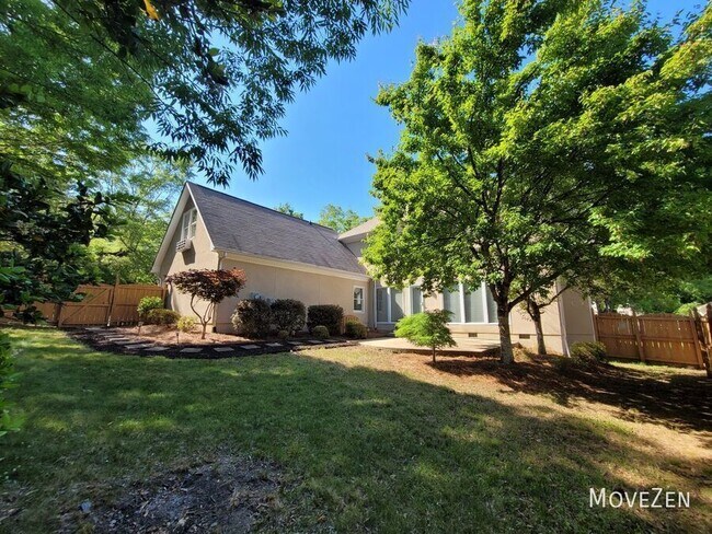 Building Photo - 2400 Tweedmore Ct