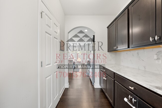Building Photo - 7125 Double Pine Ct