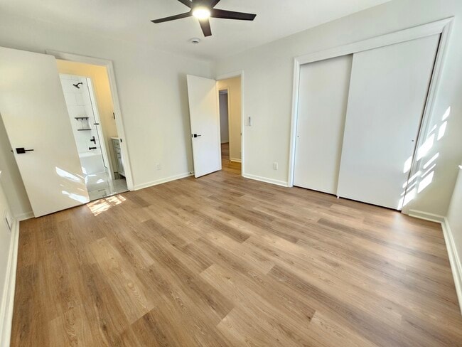 Building Photo - 3501 Montreal Way